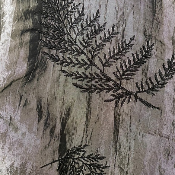 Silver gray silver embroidered buttonless jacket - Picture 3 of 5